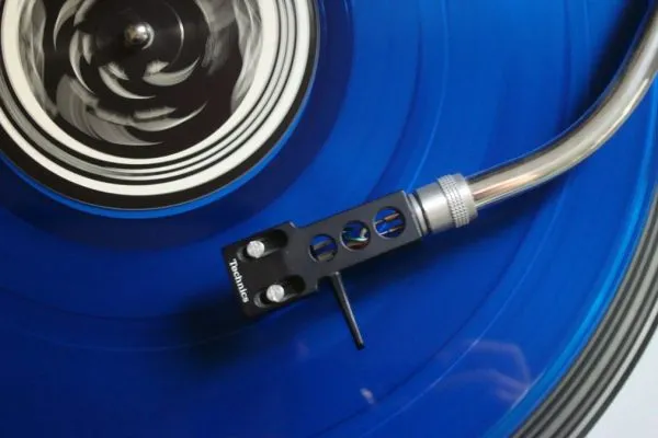 vinyl me please enters bankruptcy